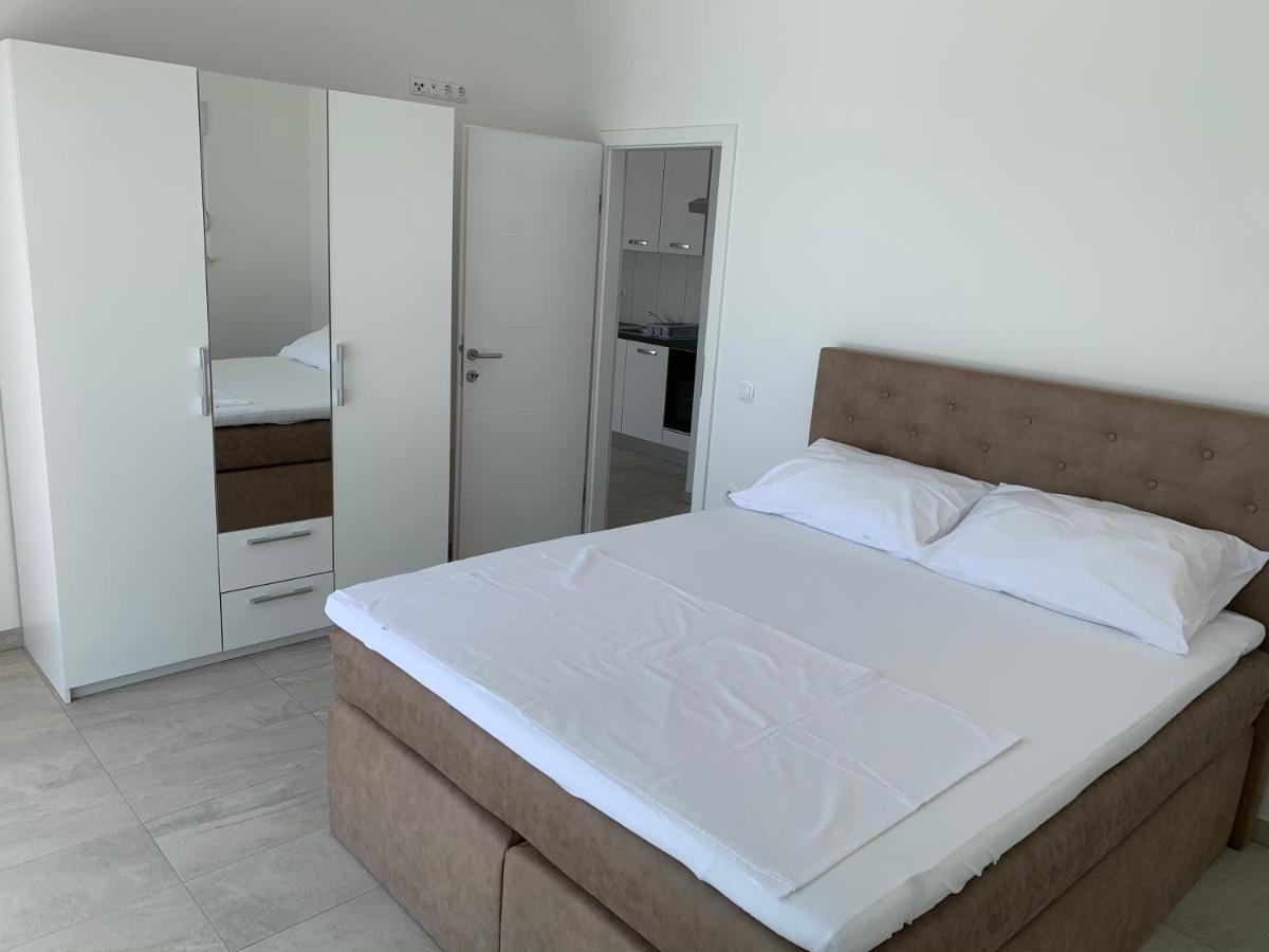 צלינה Elona Apartments מראה חיצוני תמונה
