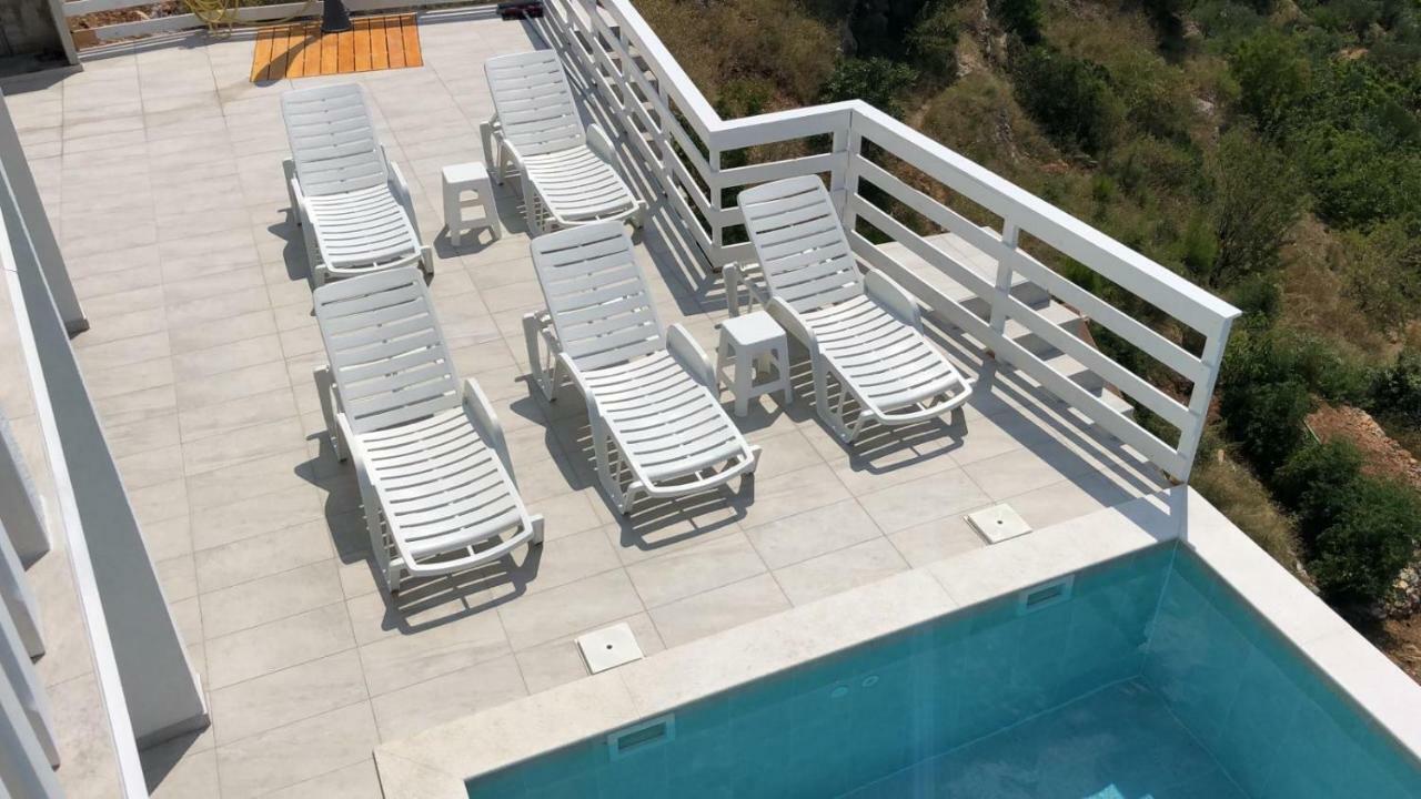 צלינה Elona Apartments מראה חיצוני תמונה